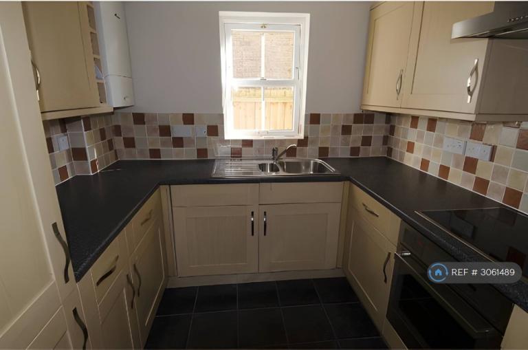 Flat St Neots Road in Huntingdonshire