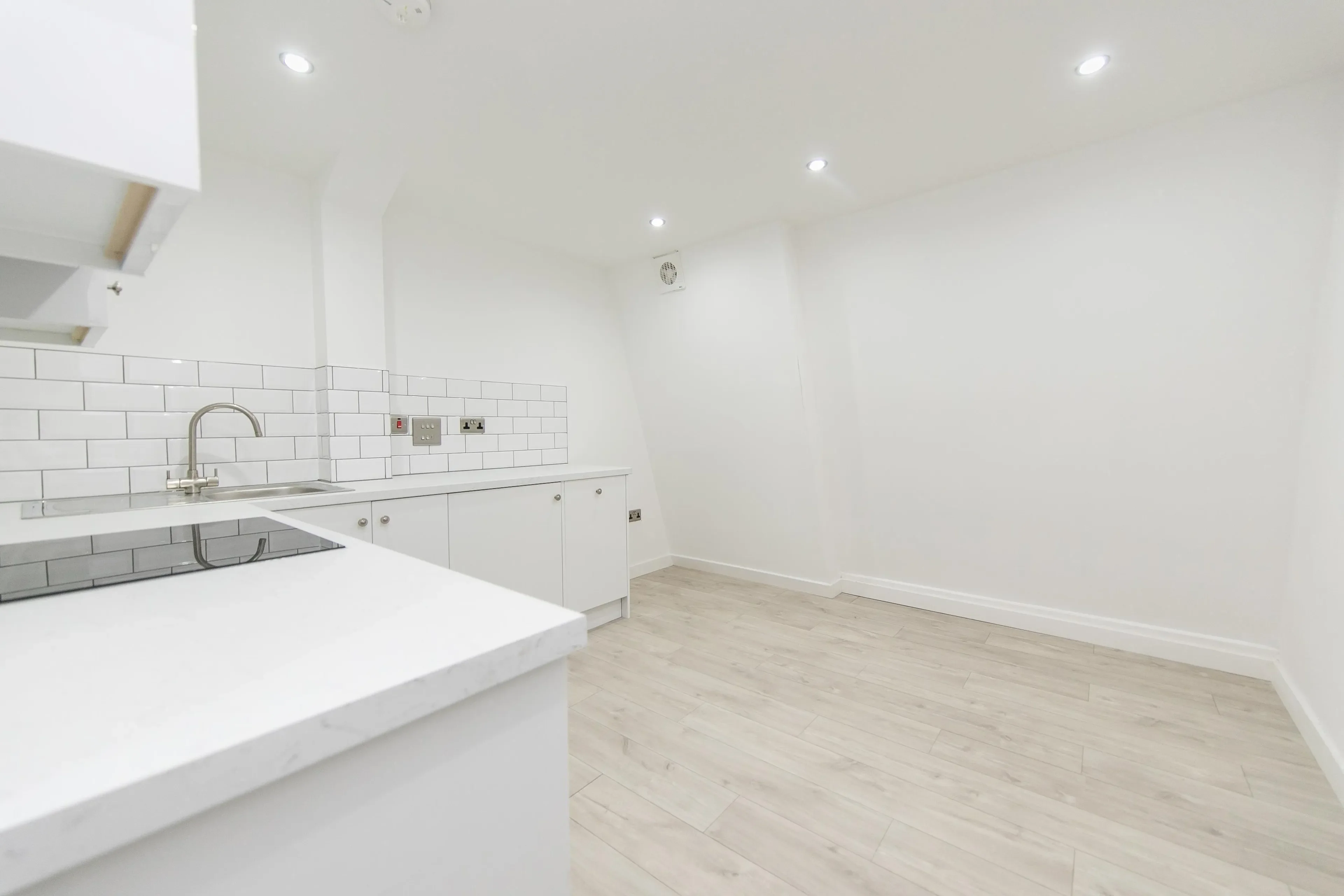 Flat Cromwell Square in Ipswich
