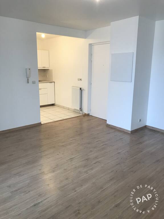 Flat Place des Hauts Tilliers in Gennevilliers
