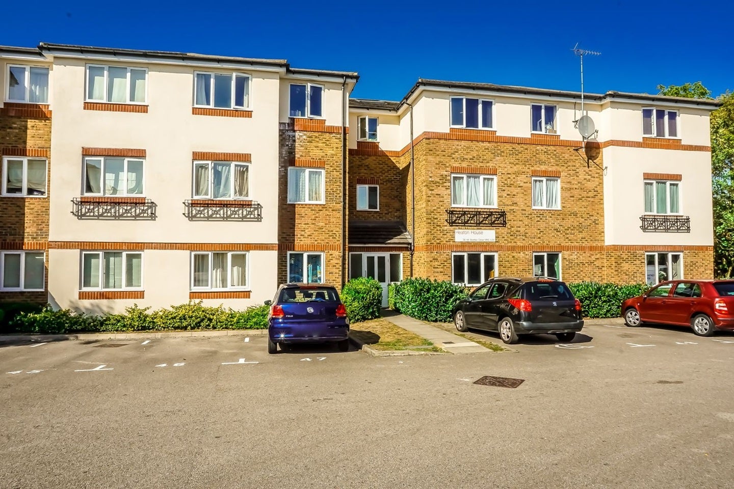 Room Akerlea Close in Milton Keynes