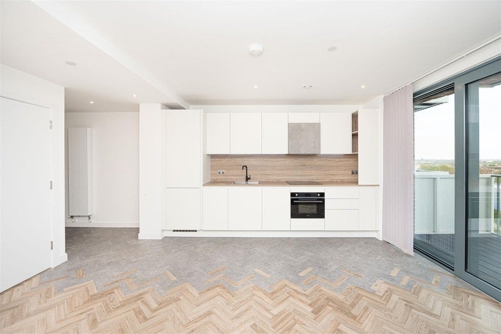 Flat Gillender Street in Greater London