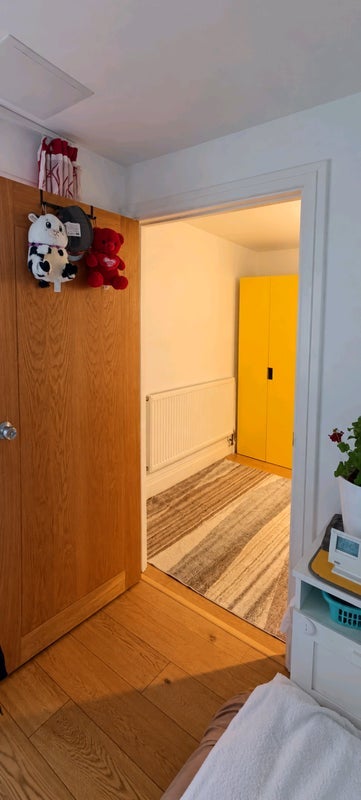 Room Erebus Drive in Greater London