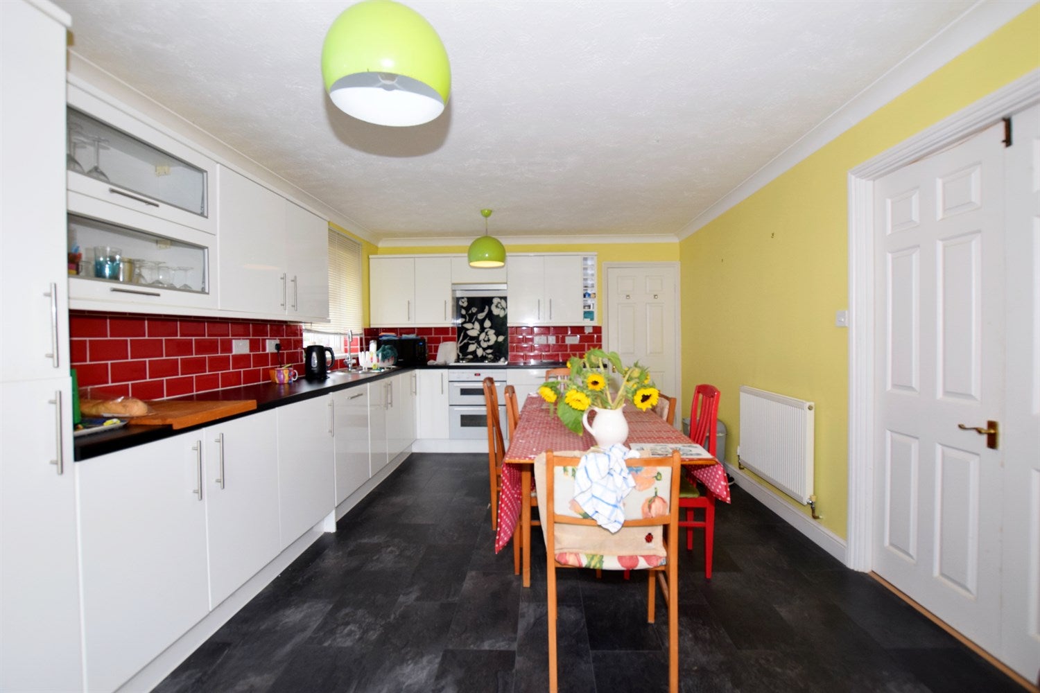 House Lodge Close in Arun