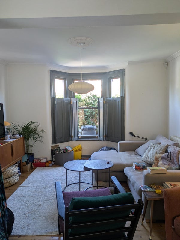Room Cranbourne Road in Greater London