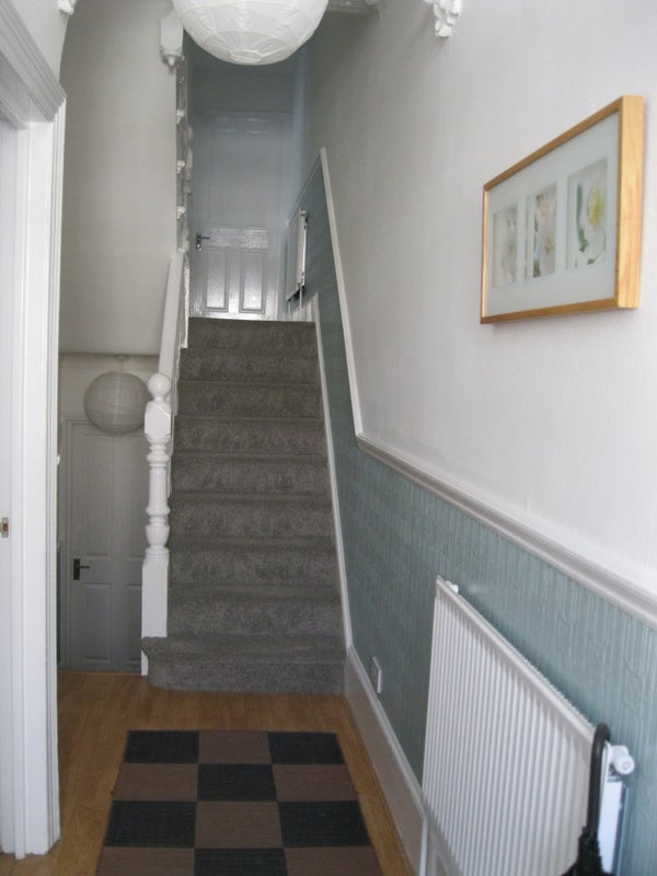 Room Bloemfontein Road in Greater London