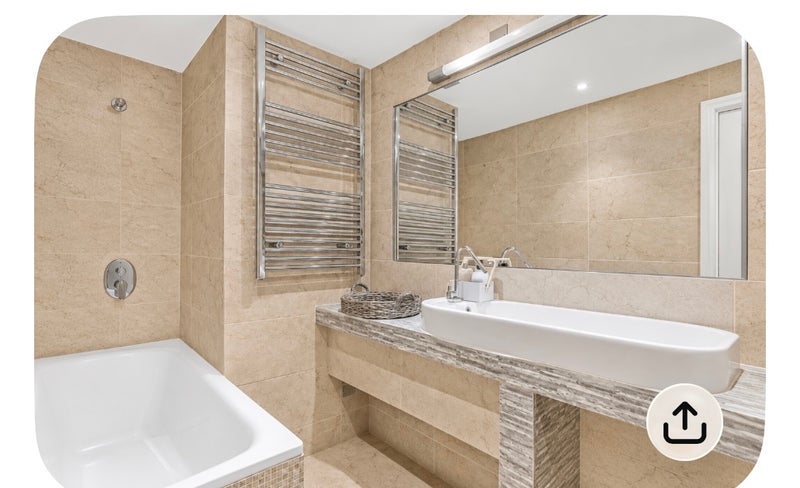 Room Disraeli Road in Greater London