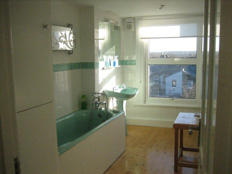 Room Winterbourne Road in Greater London