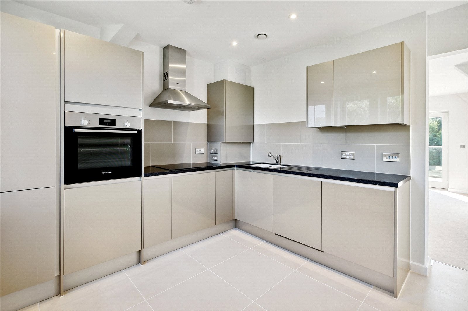 Flat Burlington Gardens in Greater London