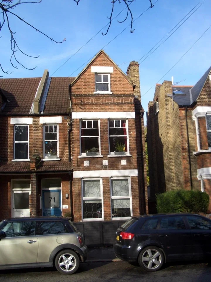 Flat Leigham Vale in Greater London