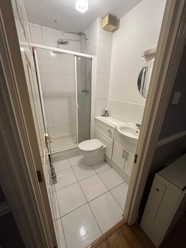 Room Finland Street in Greater London
