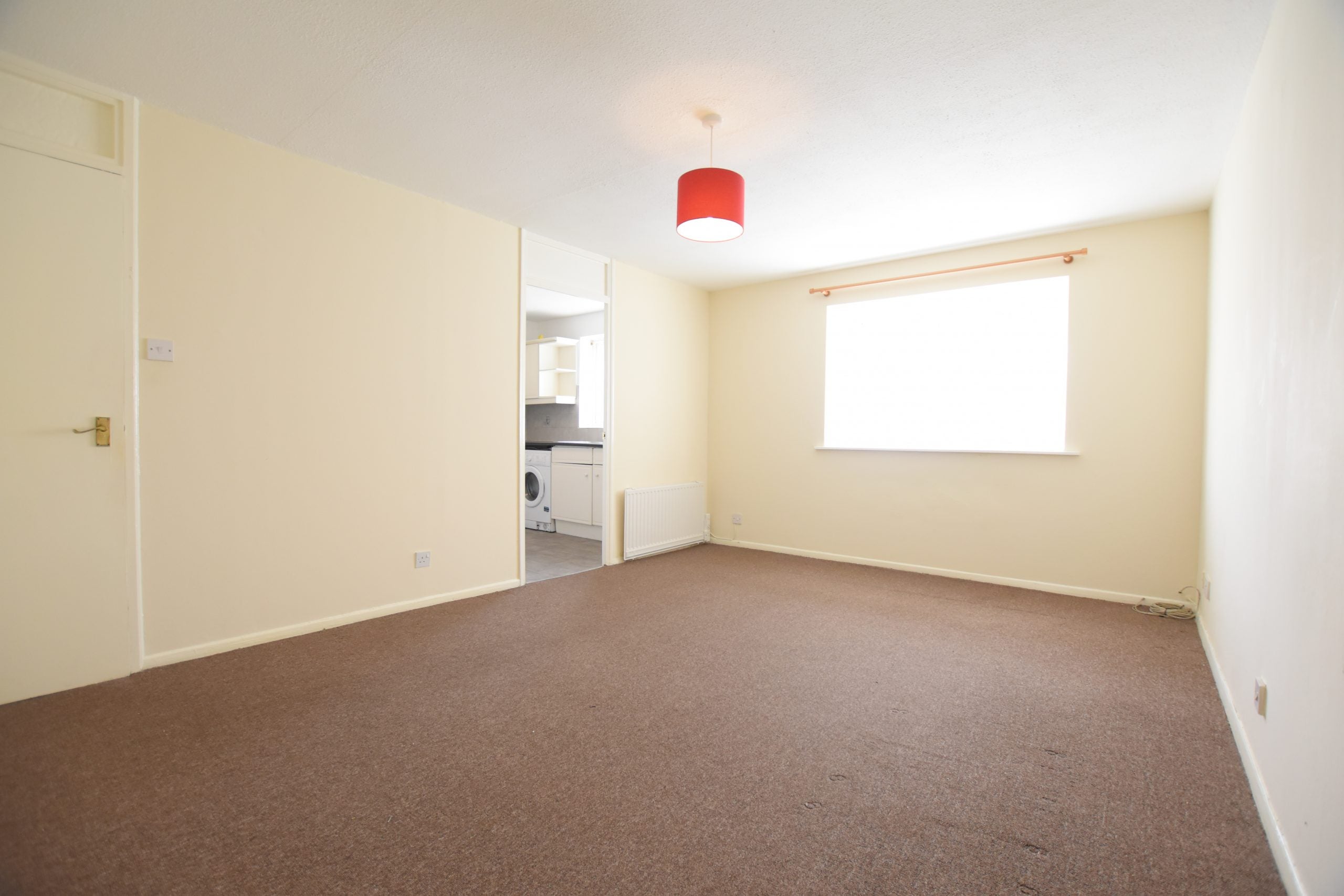 Flat Vignoles Road in Greater London