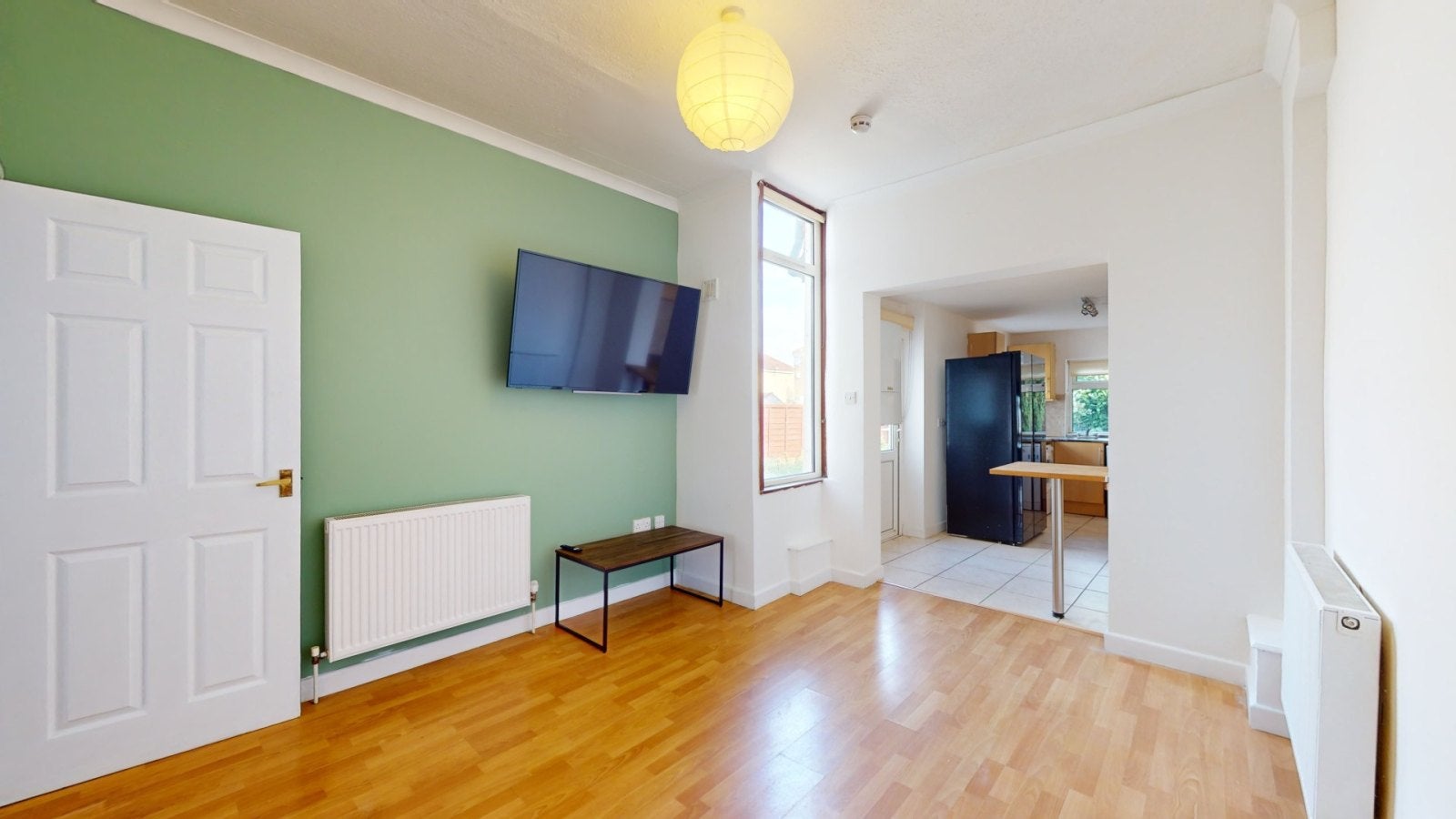 Room Brentry Road in Bristol