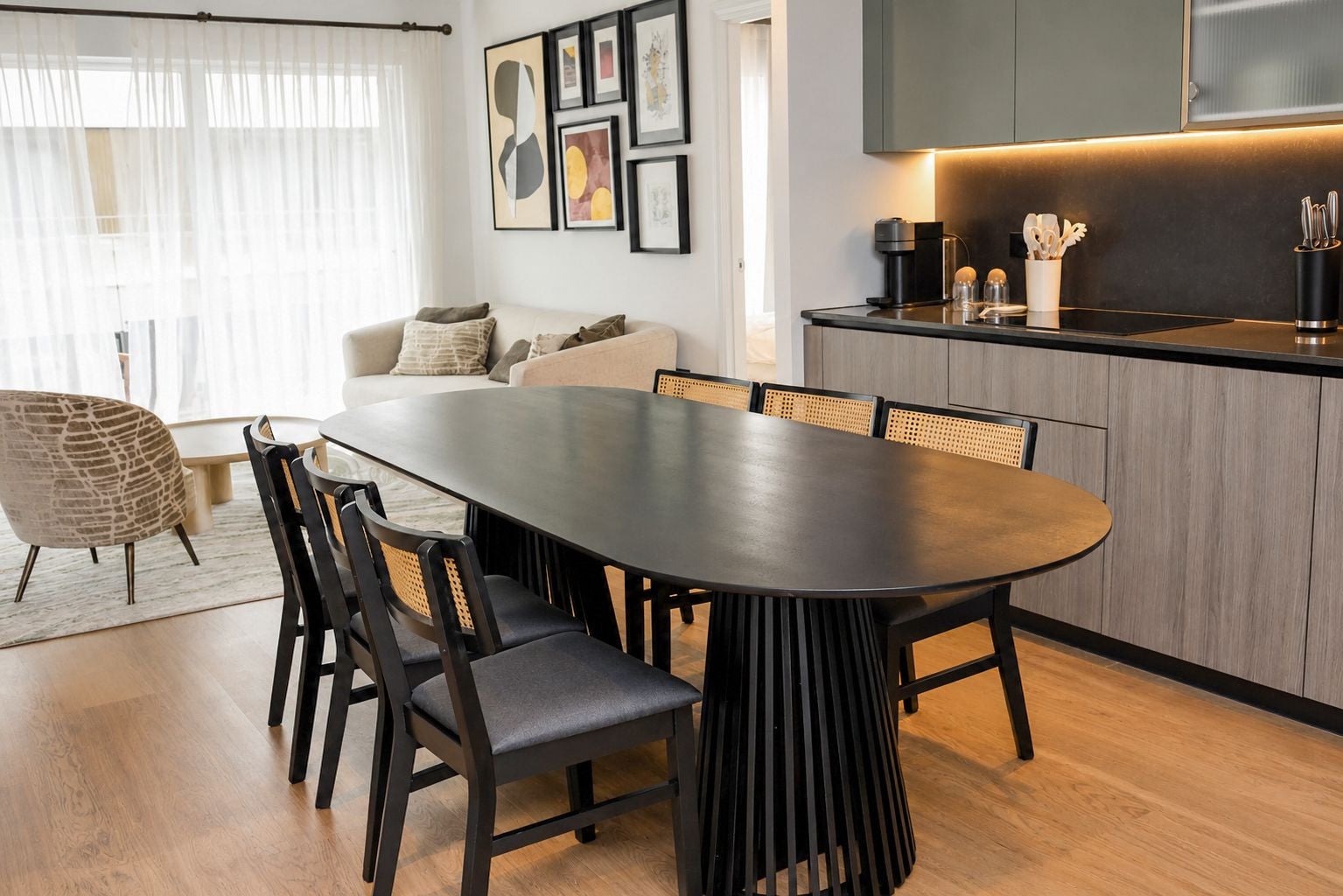 Flat Stephendale Road in Greater London