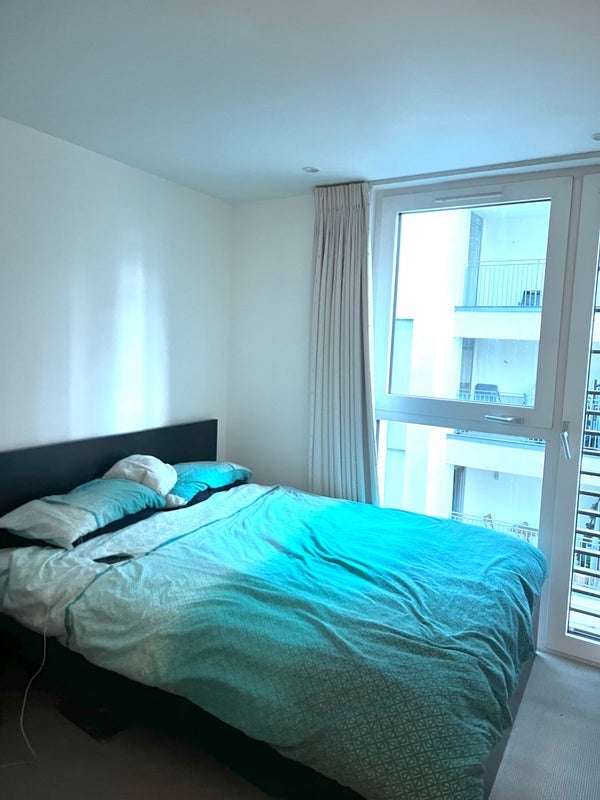 Room Buckhold Road in Greater London