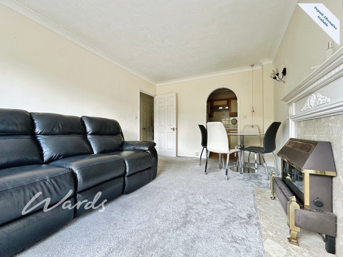 Flat Queen Anne Road in Maidstone