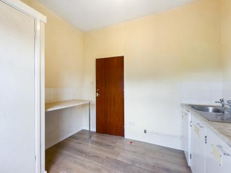 Flat London Road in Newcastle-under-Lyme