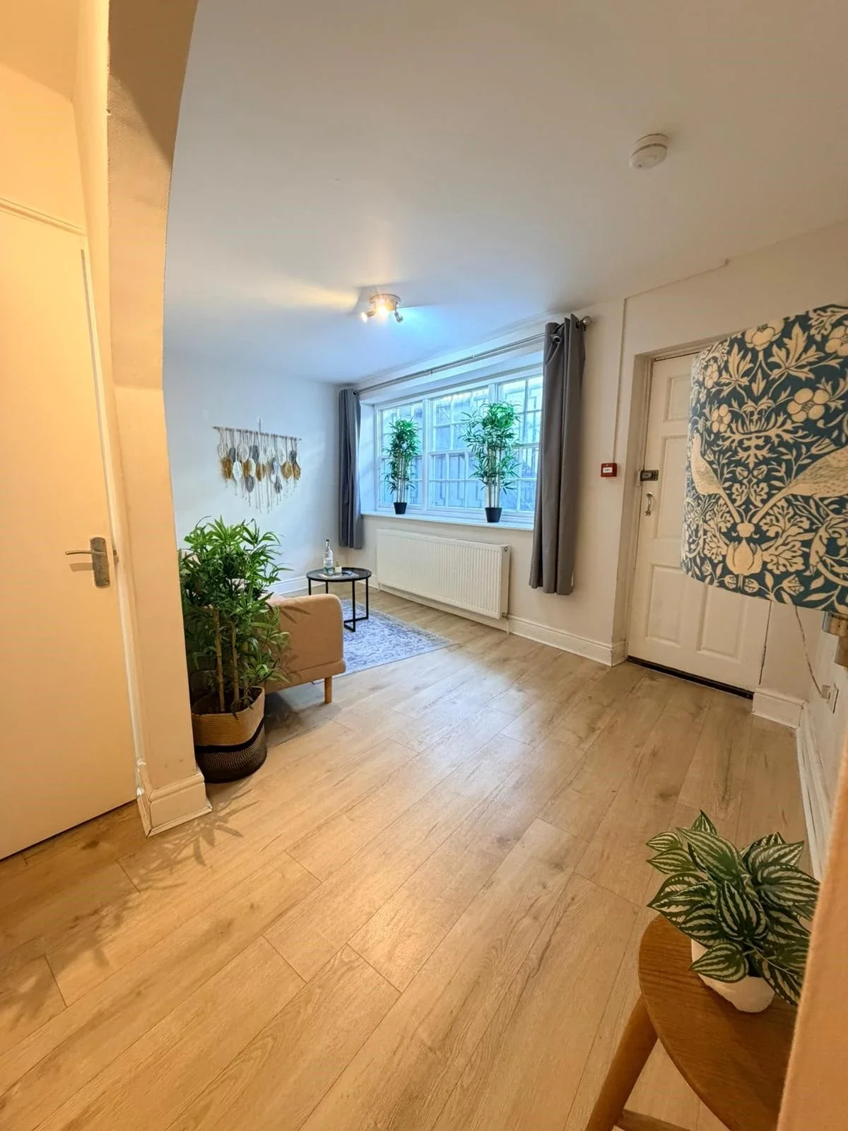 Flat Caledonian Road in Greater London