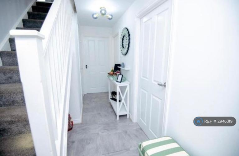 House Armfield Grove in Leigh