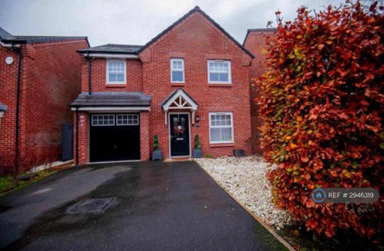 House Armfield Grove in Leigh