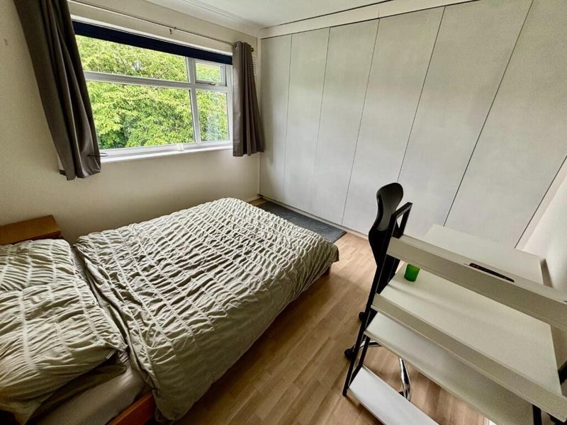 Flat Palatine Road in Manchester