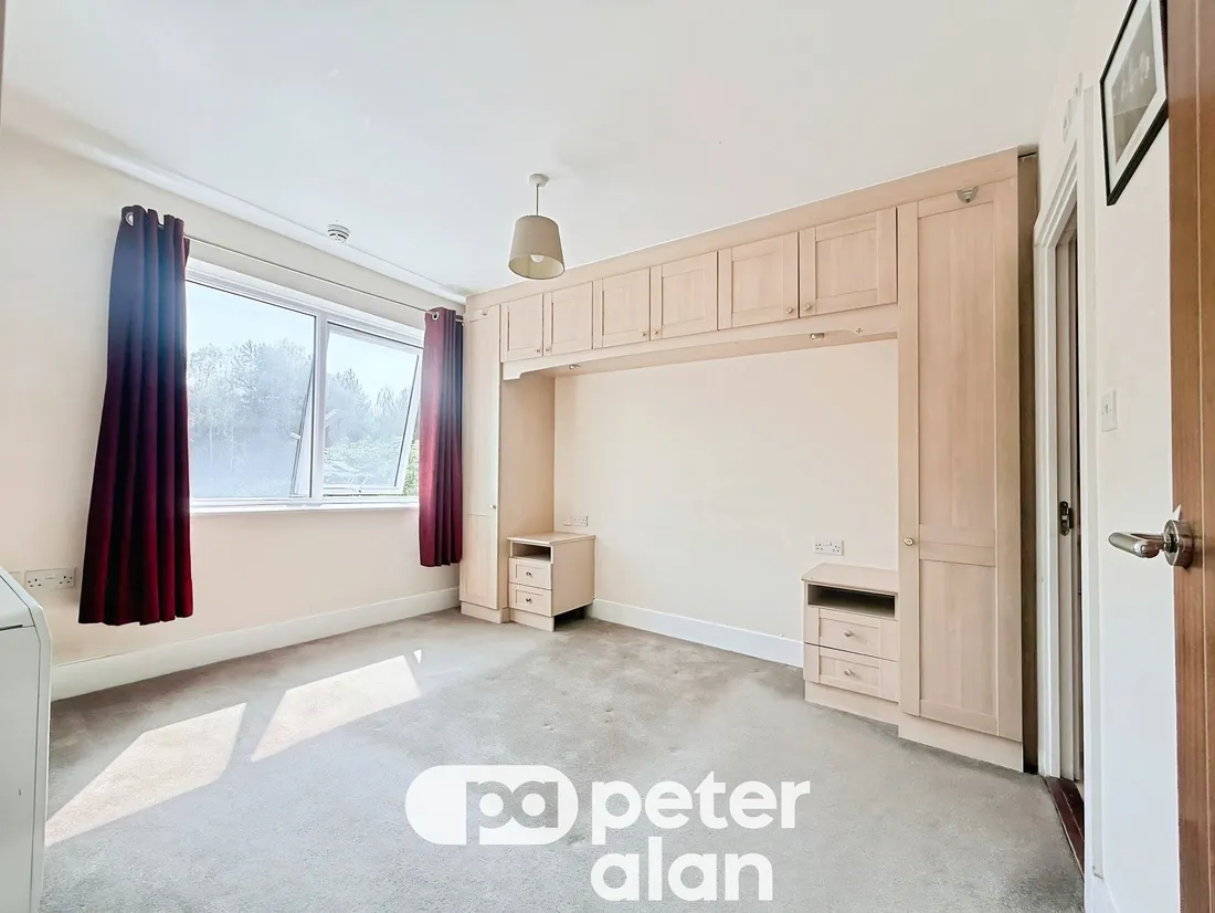 Flat Penarth Portway in Penarth