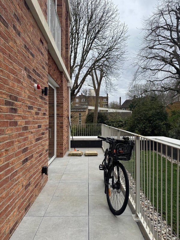 Room Hornsey Lane in Greater London