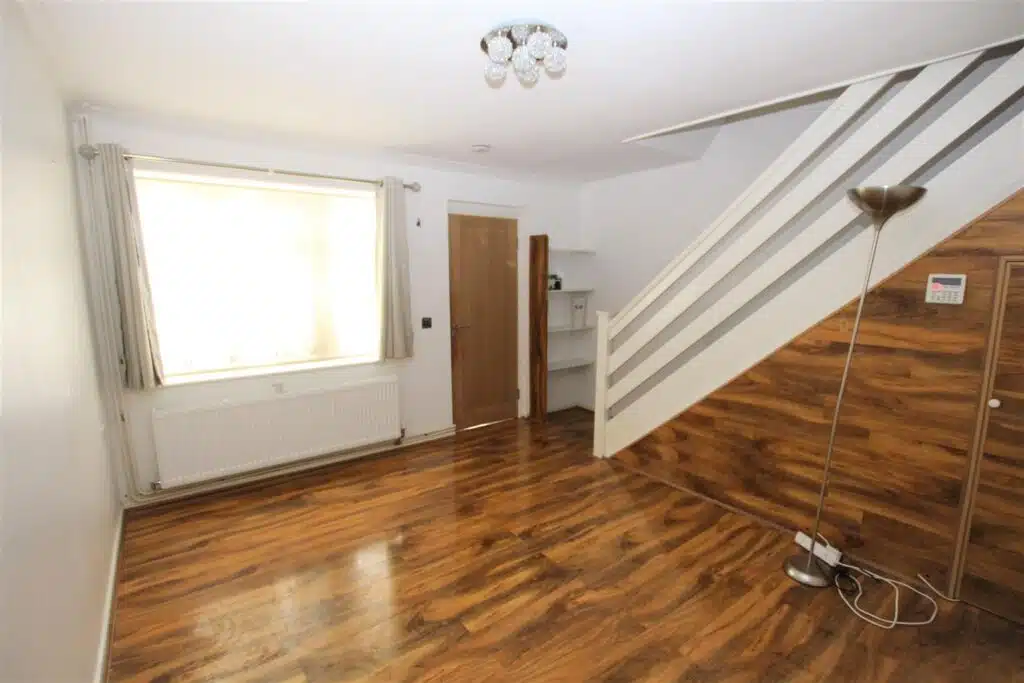 House Shearwood Crescent in Greater London