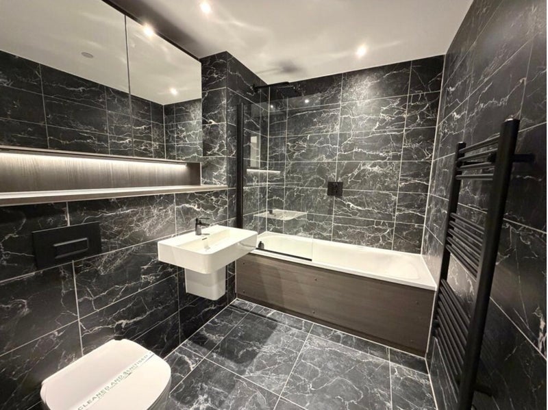 Room Regent Road in Manchester