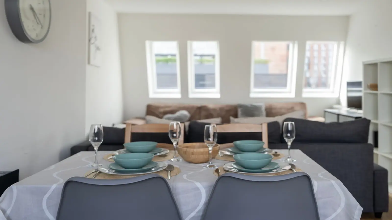 Flat Brunswick Place in Greater London