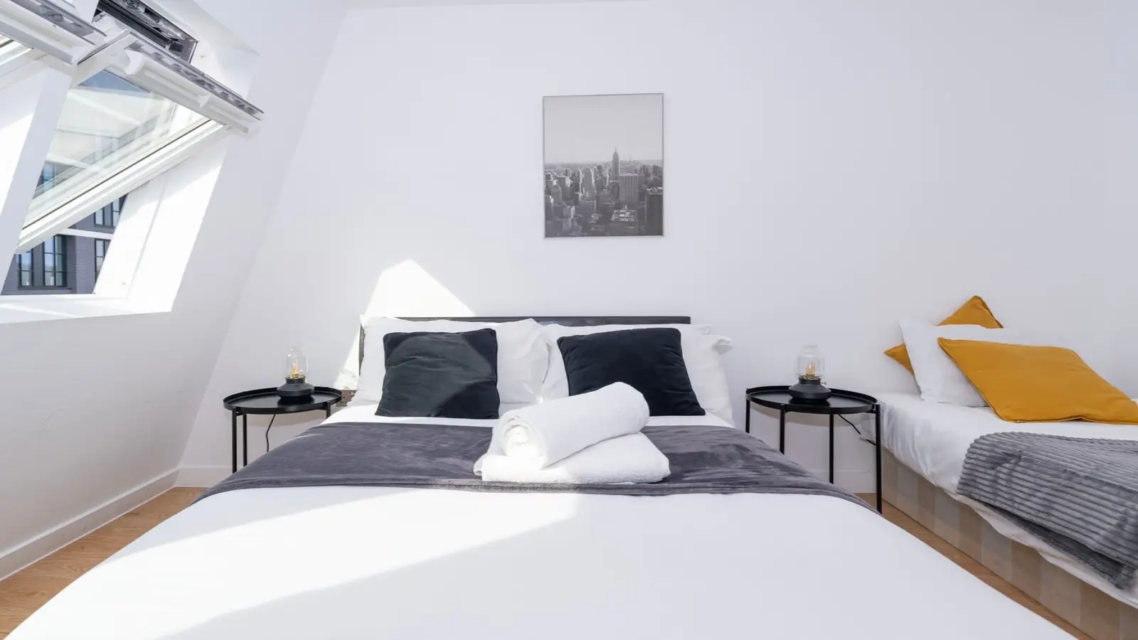 Flat Brunswick Place in Greater London
