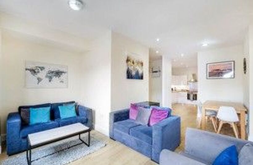 Flat Queen Street in Maidenhead