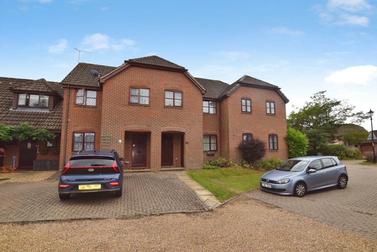 House Lander Close in Gravesham