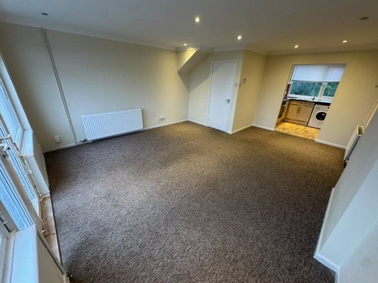 Flat Eversley Road in Swansea