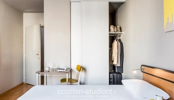 Flat Rue Aristide Briand in Vanves