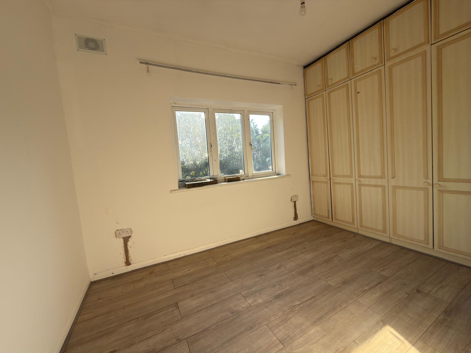 Flat Mansfield Road in Greater London