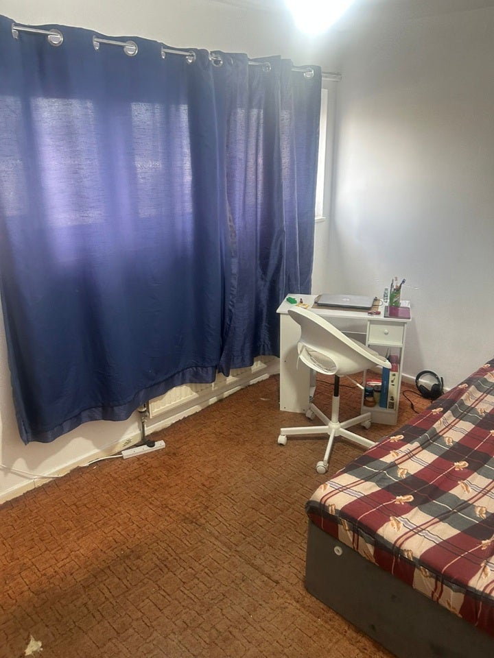 Room Tibbenham Walk in Greater London
