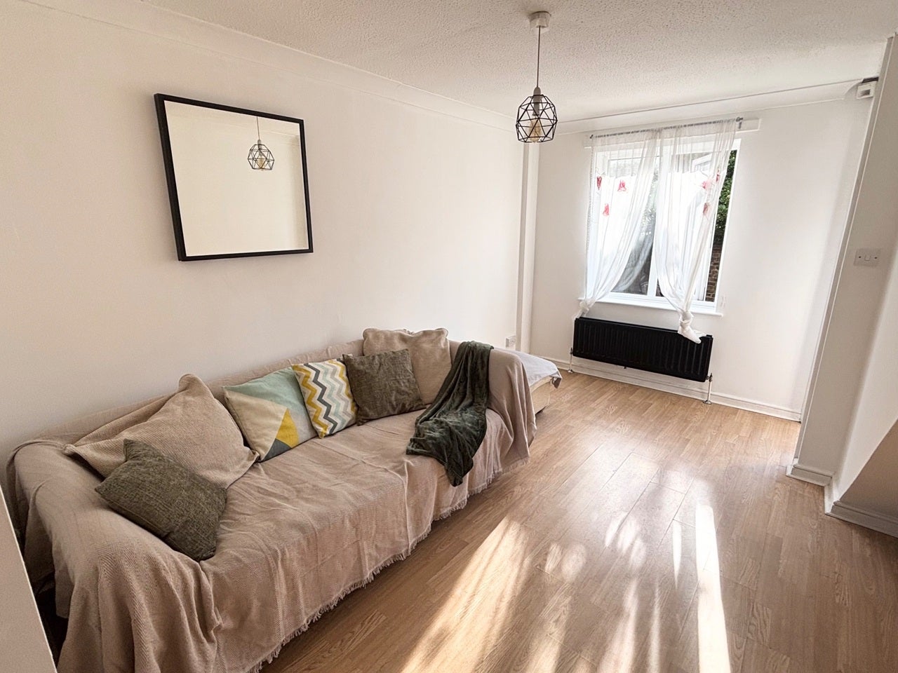 House Francis Close in Greater London