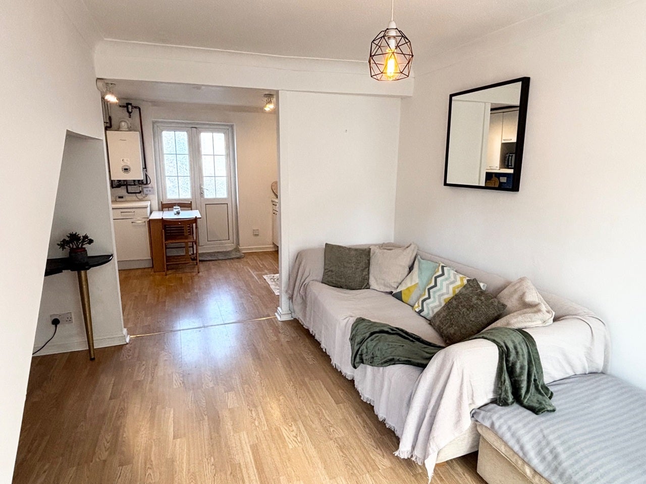 House Francis Close in Greater London