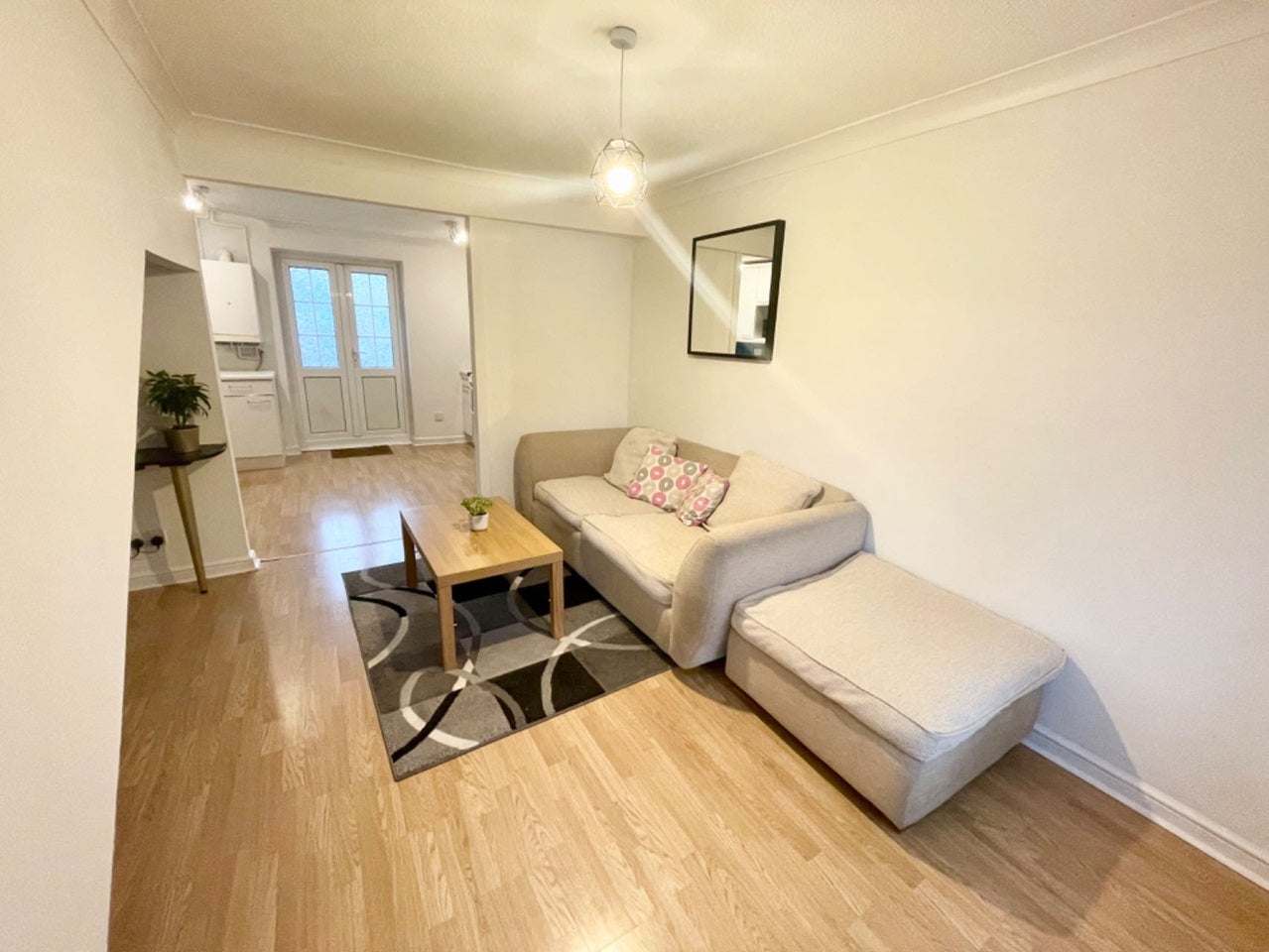 House Francis Close in Greater London
