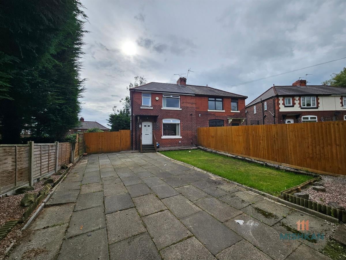 House Peel Drive in Salford