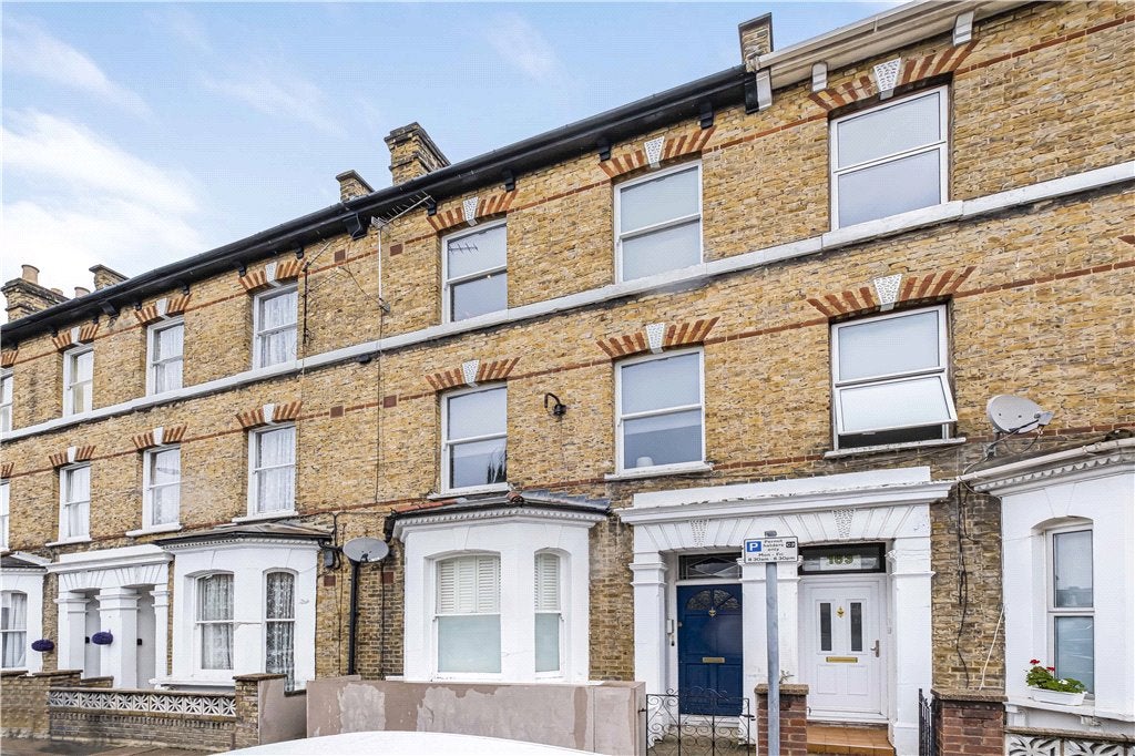 Flat Brook Drive in Greater London