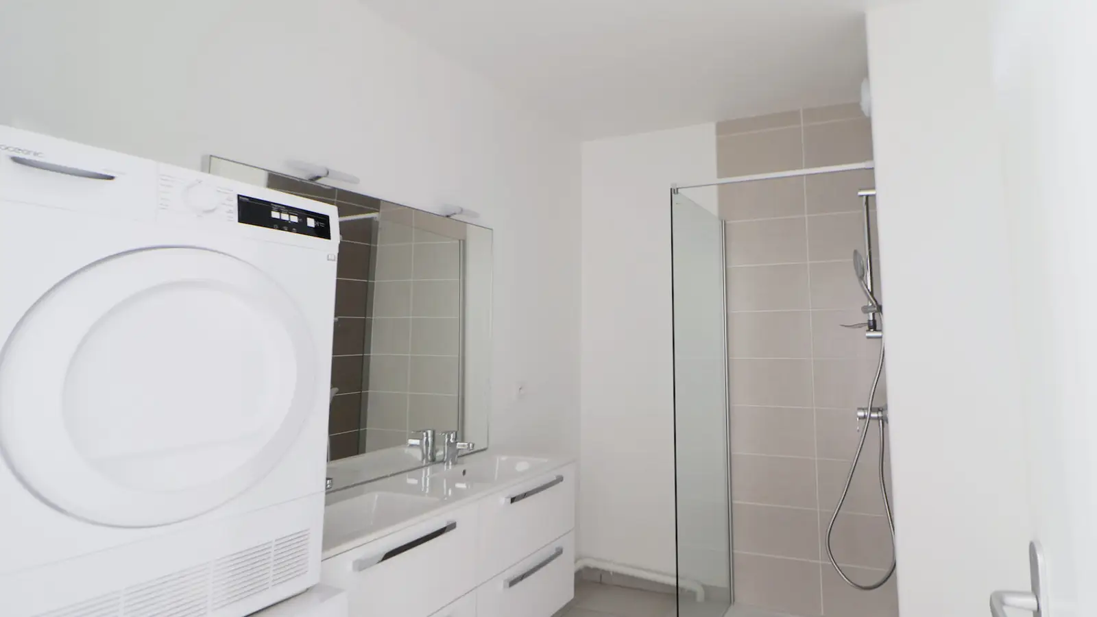 Flat Boulevard Laurent Bonnevay in Villeurbanne