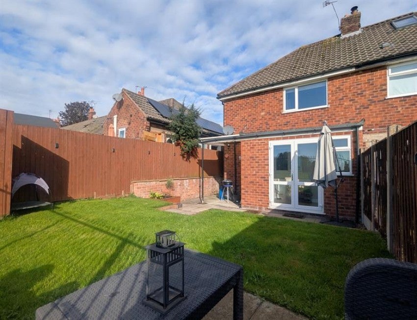 House Edgewell Lane in Eaton