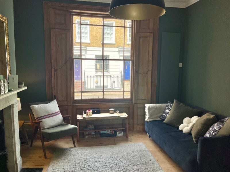 House Gladstone Street in Greater London
