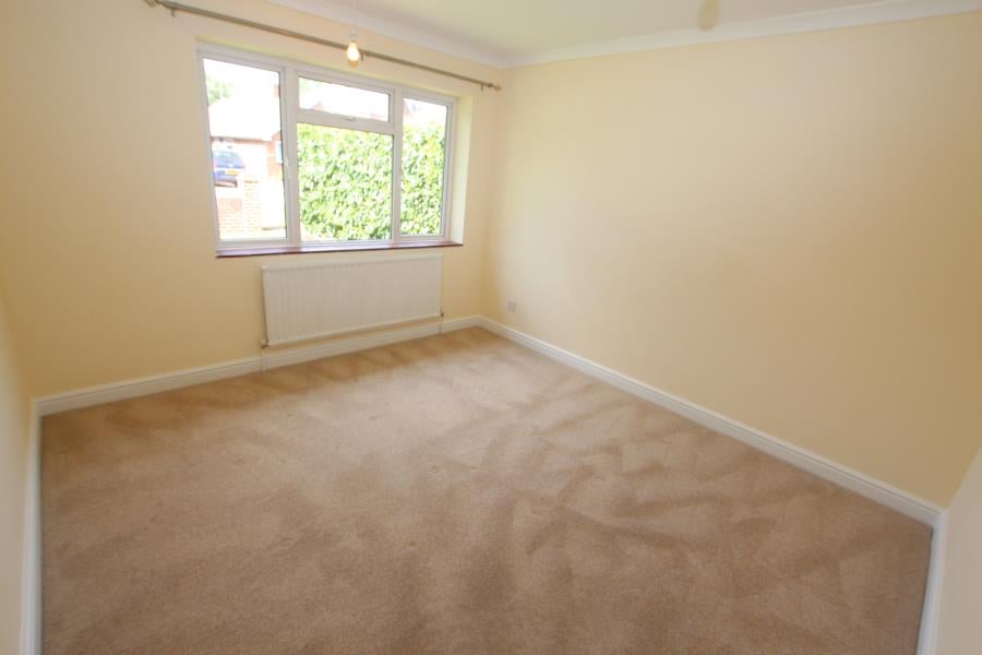 House Cuckoo Lane in Surrey Heath