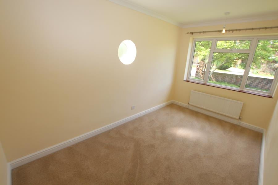 House Cuckoo Lane in Surrey Heath