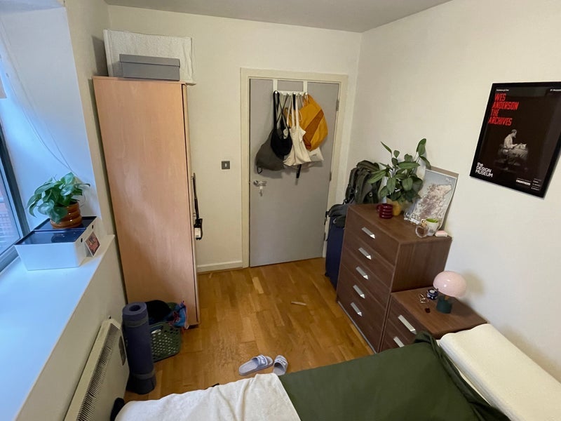 Room Fieldgate Street in Greater London