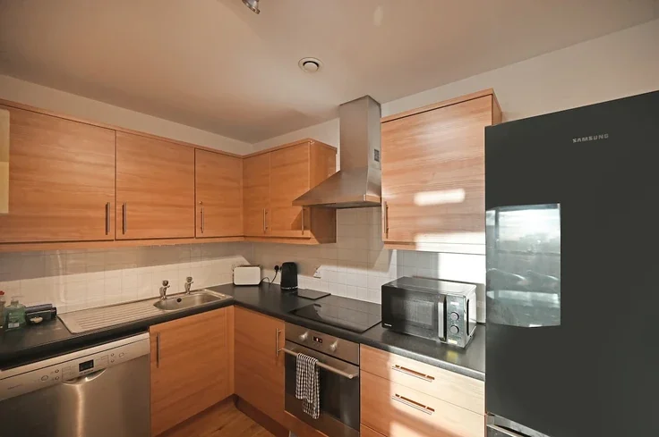 Flat Mortimer Square in Milton Keynes