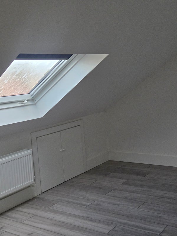 Room Lansdell Road in Greater London