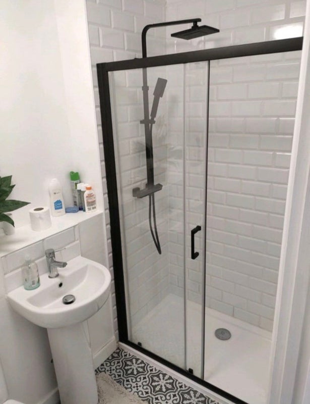 Room Willrose Crescent in Greater London